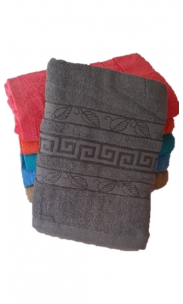 Ręcznik kąpielowy w kolorze szarym